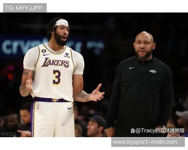 小卡:联盟赛程紧凑圣诞节后我们将迎来客场挑战 小卡:联盟赛程紧凑圣诞节后我们将迎来客场挑战